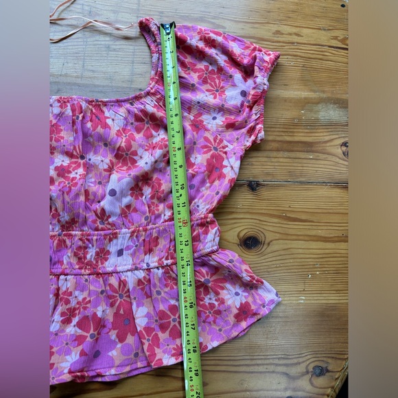 Peasant floral peplum blouse - Picture 10 of 11